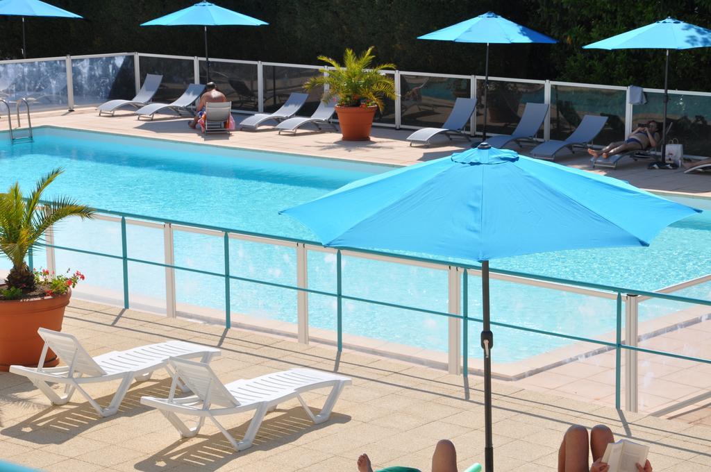Residence Hoteliere Du Golf Сибур Екстериор снимка