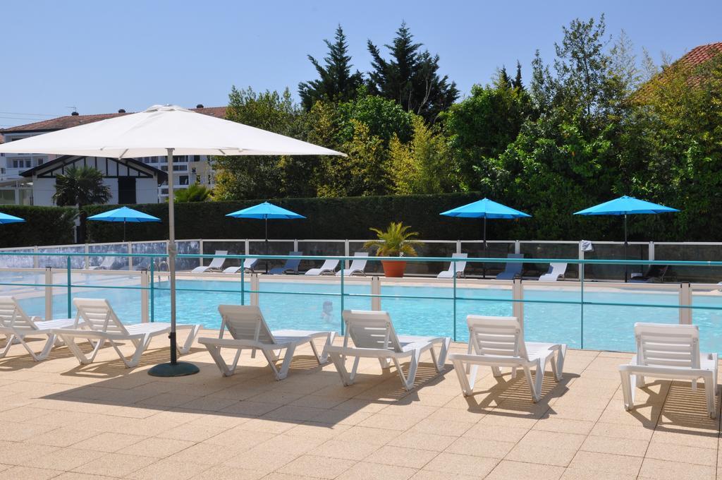 Residence Hoteliere Du Golf Сибур Екстериор снимка