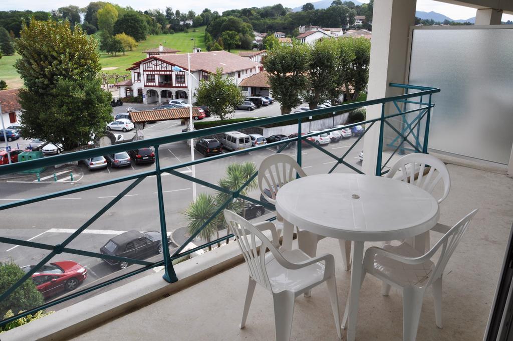 Residence Hoteliere Du Golf Сибур Екстериор снимка