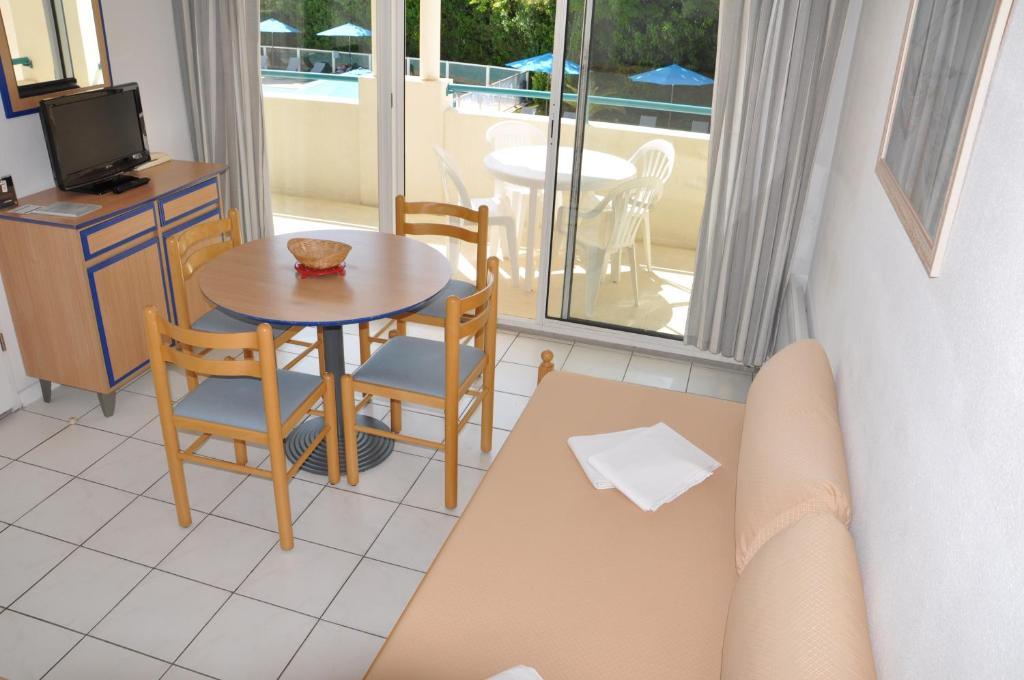 Residence Hoteliere Du Golf Сибур Стая снимка