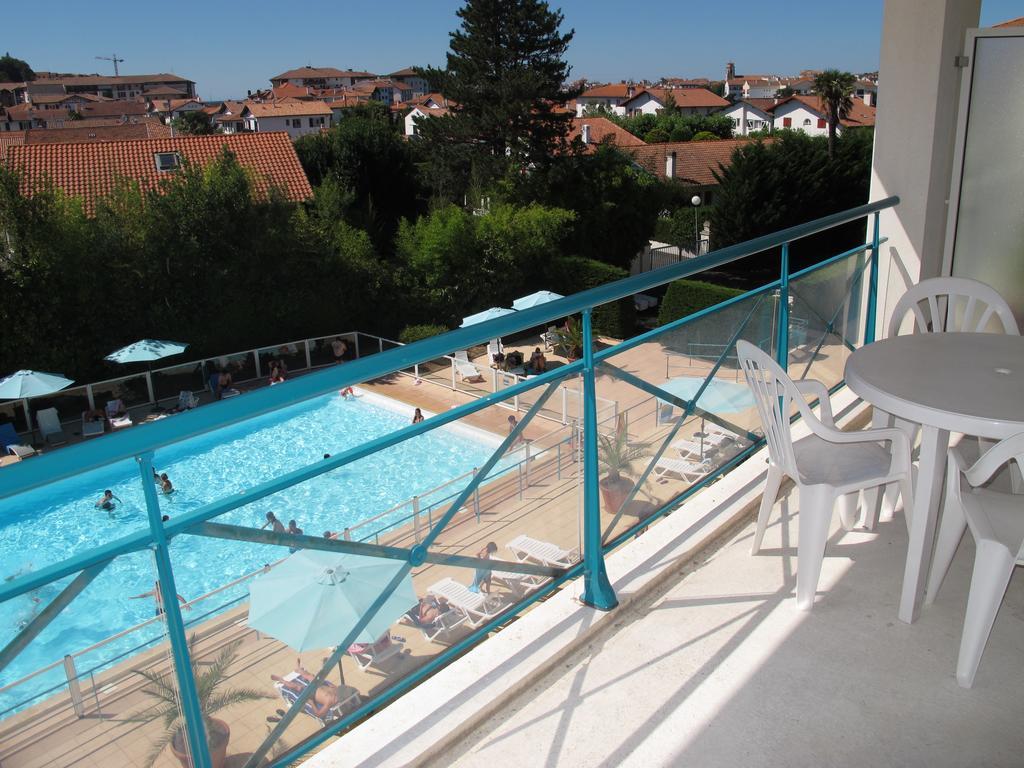 Residence Hoteliere Du Golf Сибур Екстериор снимка