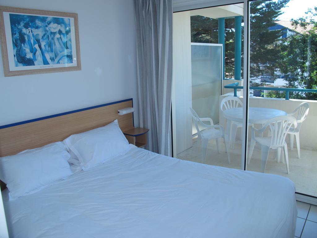 Residence Hoteliere Du Golf Сибур Екстериор снимка