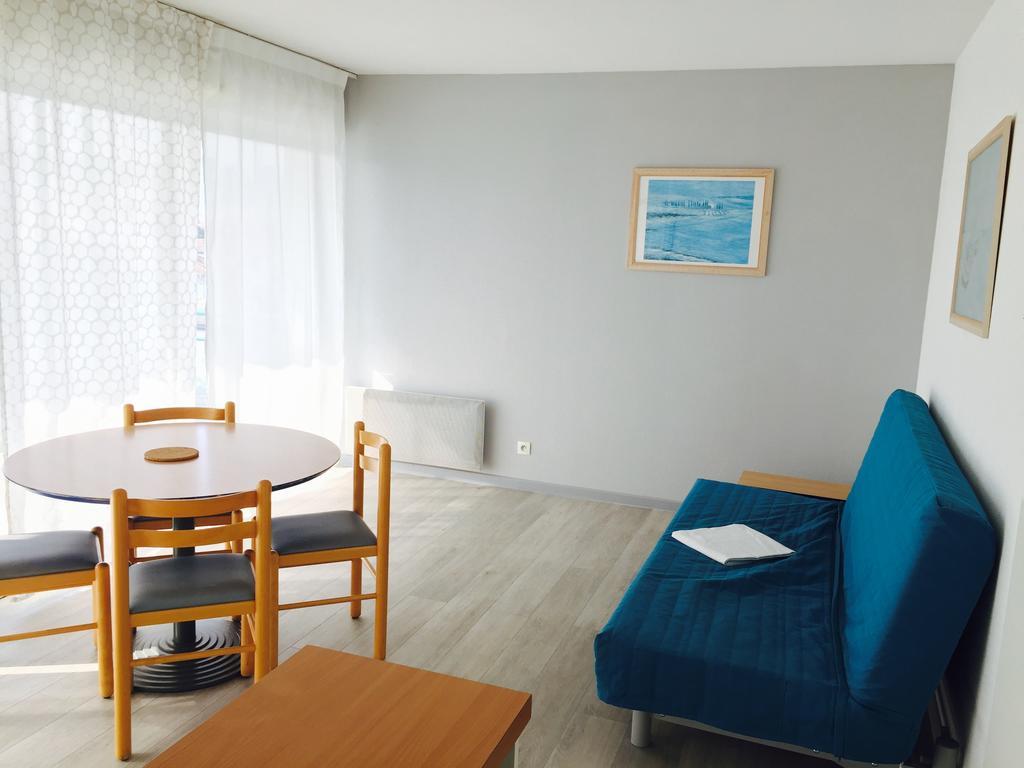 Residence Hoteliere Du Golf Сибур Екстериор снимка